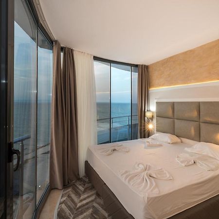 Sea View Triple S B Lägenhet Pomorie Exteriör bild