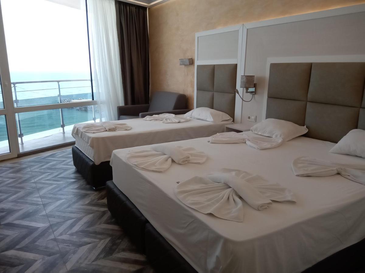 Sea View Triple S B Lägenhet Pomorie Exteriör bild