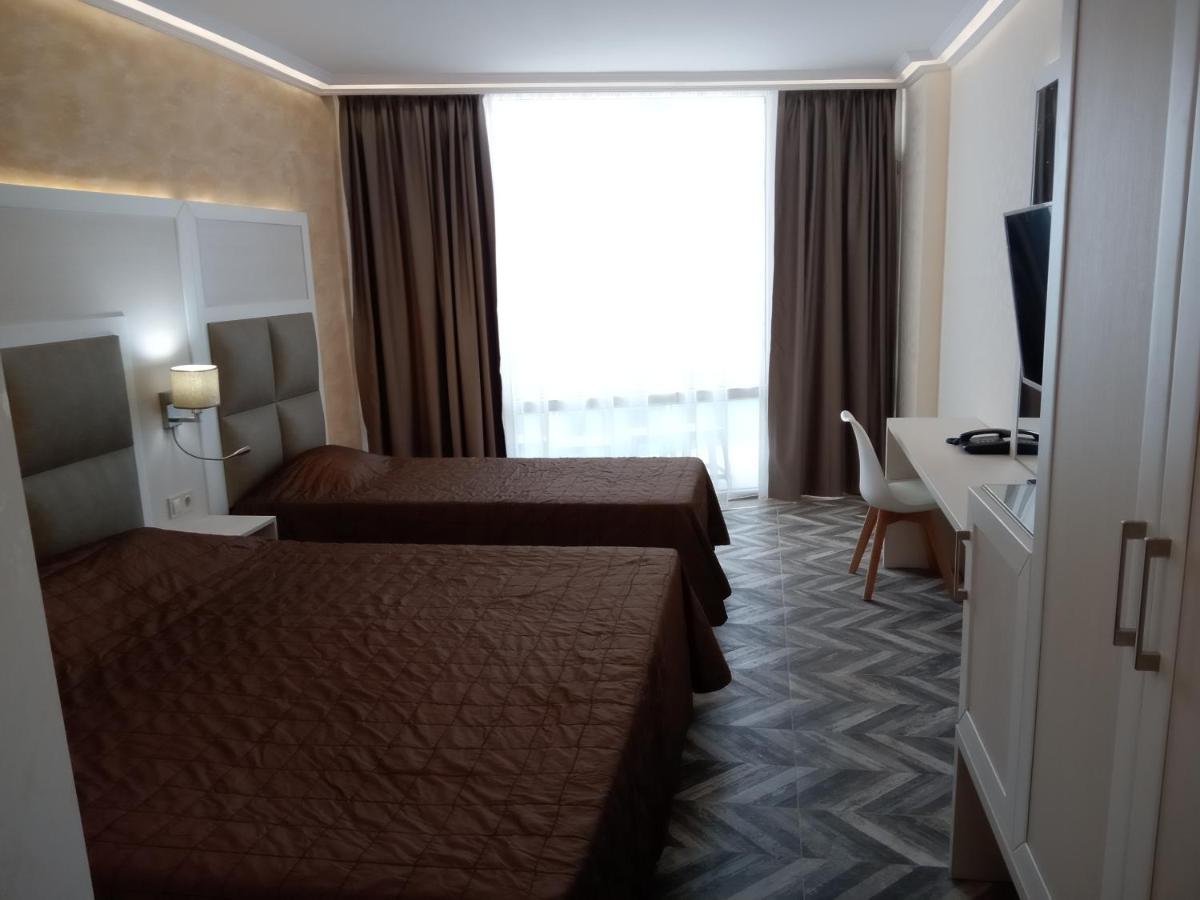 Sea View Triple S B Lägenhet Pomorie Exteriör bild