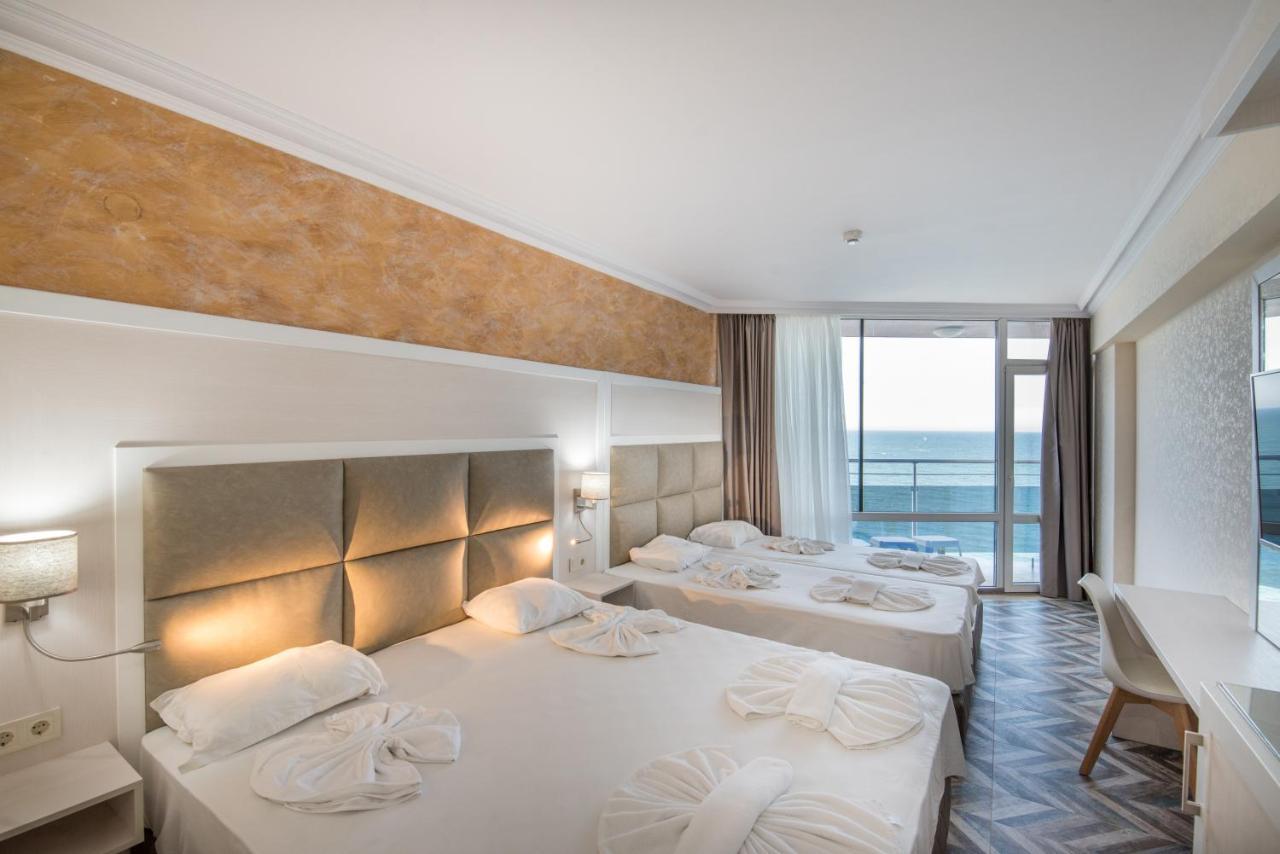 Sea View Triple S B Lägenhet Pomorie Exteriör bild