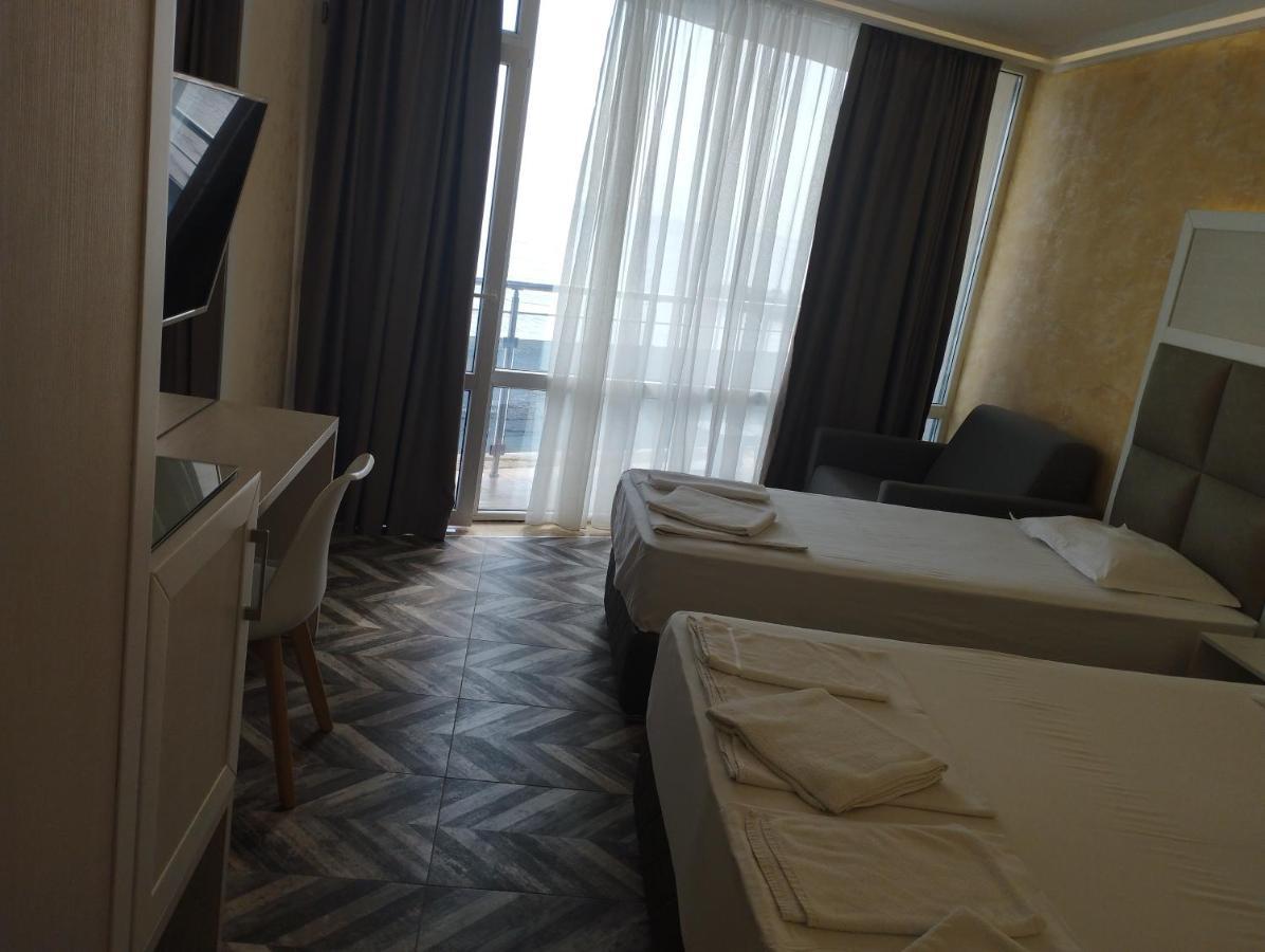Sea View Triple S B Lägenhet Pomorie Exteriör bild