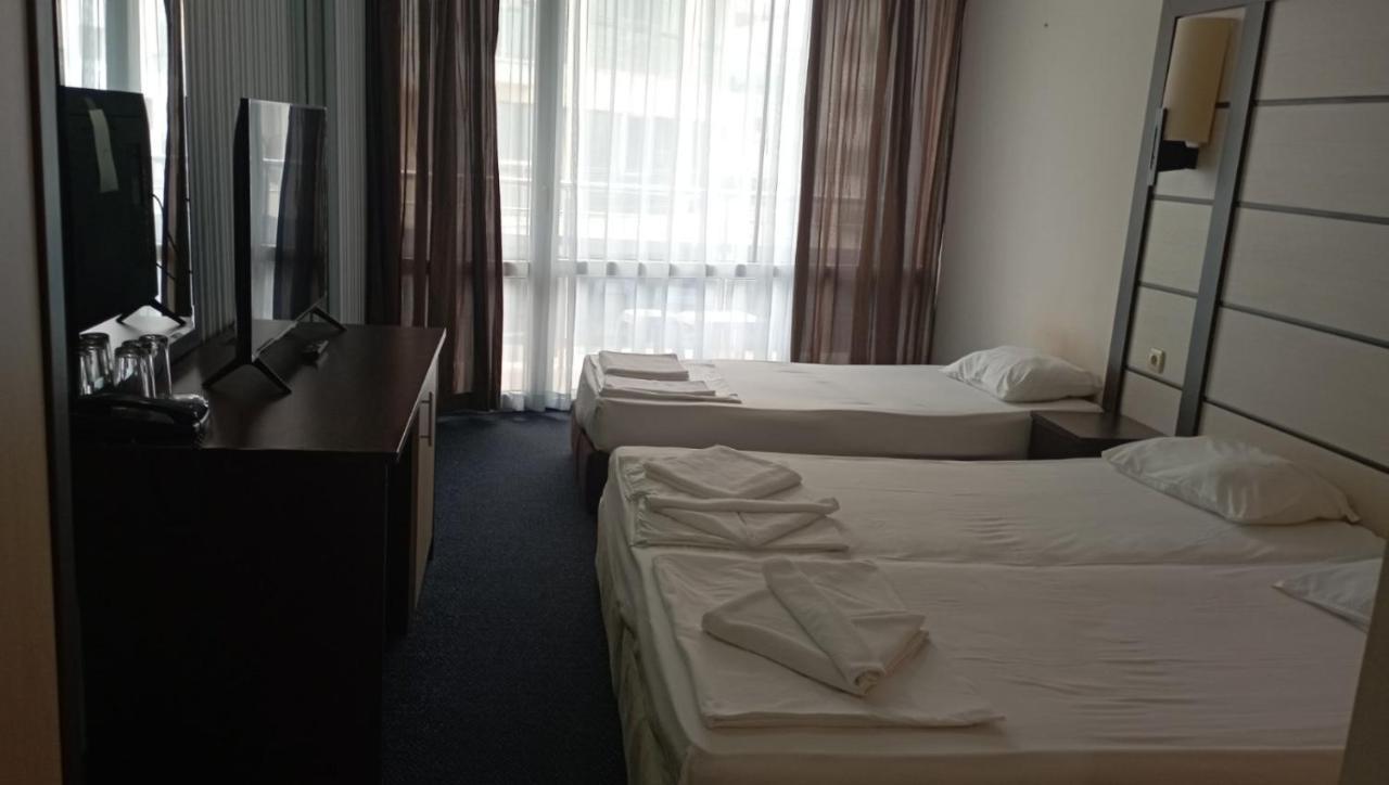 Sea View Triple S B Lägenhet Pomorie Exteriör bild